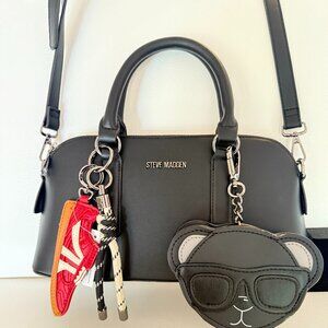 NWT STEVE MADDEN BTHORNE BLACK CROSSBODY SATCHEL BAG W MINI POUCH / CHARMS